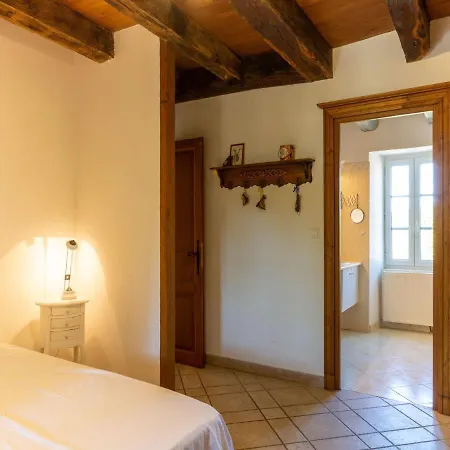 Splendid Holiday In D Gagnac With Heated Swimming Pool And Jacuzzi Casa de Férias Dégagnac