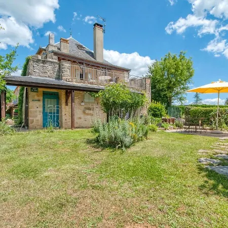 Casa de Férias Splendid Holiday In D Gagnac With Heated Swimming Pool And Jacuzzi Dégagnac